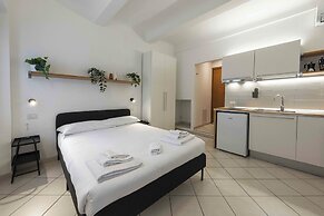 Ariento Apartments by MMega
