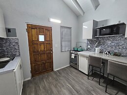 Anne's Apartments