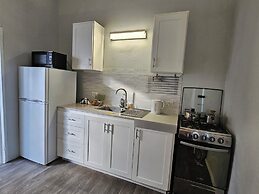 Anne's Apartments