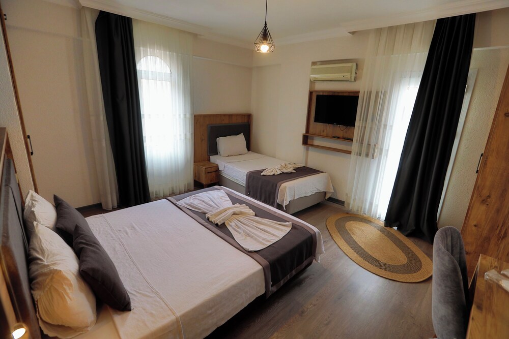 Ida Efes Hotel