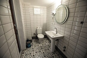 Ida Efes Hotel