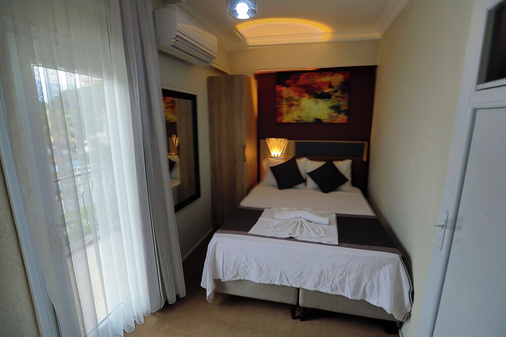 Ida Efes Hotel