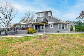 Great for Groups: Home 3 Mi to Dtwn Springfield!