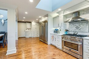 Great for Groups: Home 3 Mi to Dtwn Springfield!