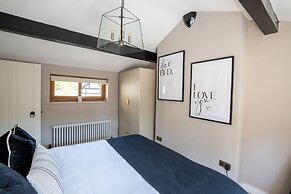 Rainbow Cottage
