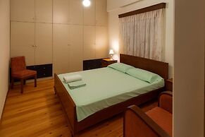 Cozy Grammatikou Home - Traditional Stay Parking