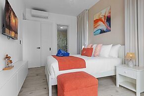 NOK Elegant 2BR Apt by Vistacana