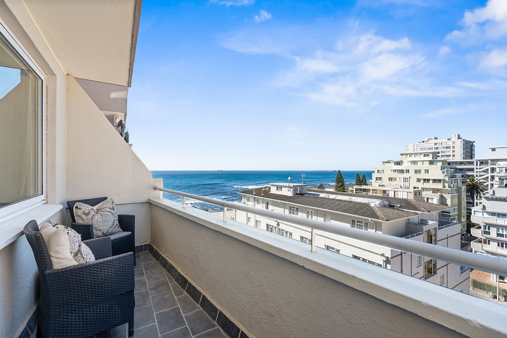 Sailaway Sea Point