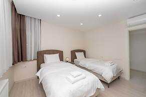 Gurcuoglu Homes