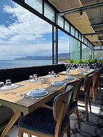 Lamoya Suites