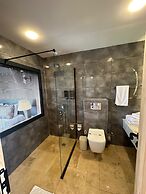 Lamoya Suites