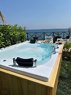 Lamoya Suites