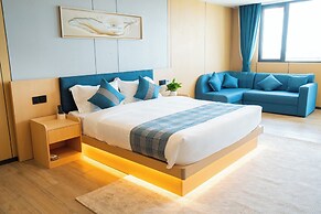 Ellie Hotel