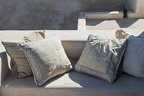 Villa Piperi - Allparos Villas for 4-6