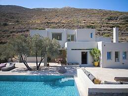 Villa Piperi - Allparos Villas for 4-6