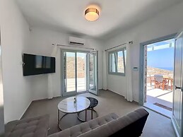 Villa & House Theasis