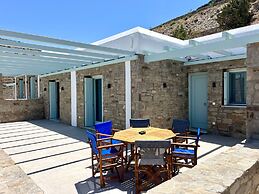 Villa & House Theasis