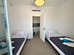 Villa & House Theasis