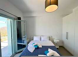 Villa & House Theasis