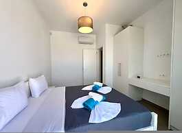 Villa & House Theasis