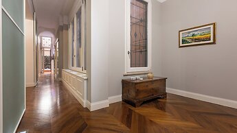Rental in Rome Gregoriana Apartment