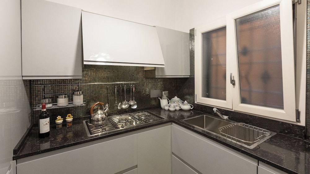 Rental in Rome Gregoriana Apartment