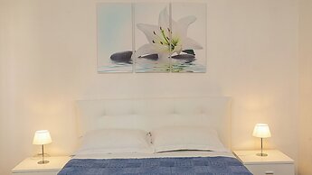 Rental in Rome Karan's Suite Apartment