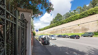 Rental in Rome Karan's Suite Apartment