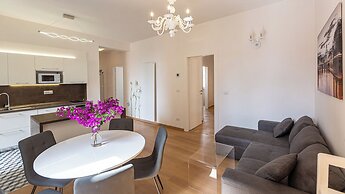 Rental in Rome Karan's Suite Apartment