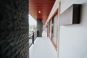 Casa Nika Suites Seminyak