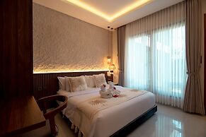 Casa Nika Suites Seminyak