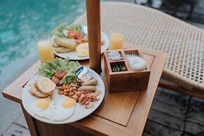 Casa Nika Suites Seminyak