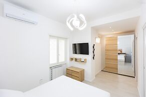 Rental in Rome Mantegna Apartment