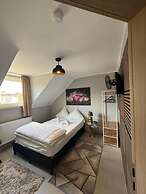Niehler Hotel
