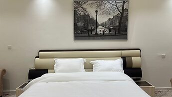 Palm Square MED