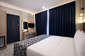 Nas Corner Hotel