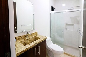 Reginas Apartments