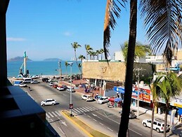 Reginas Apartments