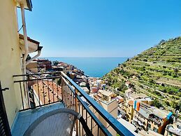 The Manarola Sea View
