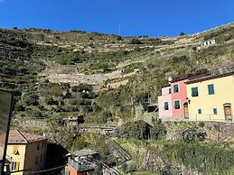 The Manarola Sea View