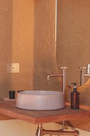 Hotel Ambil