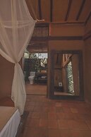 Hotel Ambil