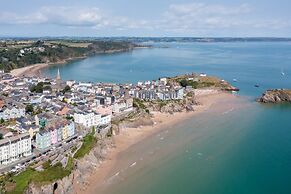 1 Belmont - Town Centre Close to Beach Shops