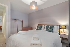 1 Belmont - Town Centre Close to Beach Shops