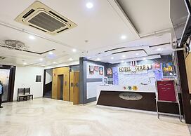 Hotel Girraj Inn