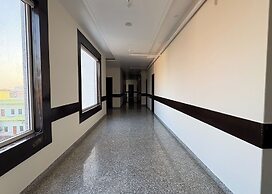 Hotel Girraj Inn
