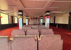 Hotel Girraj Inn