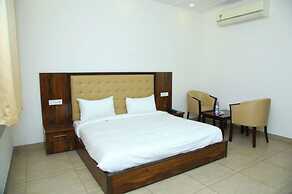 Hotel Girraj Inn
