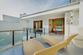 3-bedroom Private pool villa City Sanur