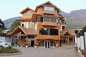 Kashmir Mahal Resorts by Stay Pattern
